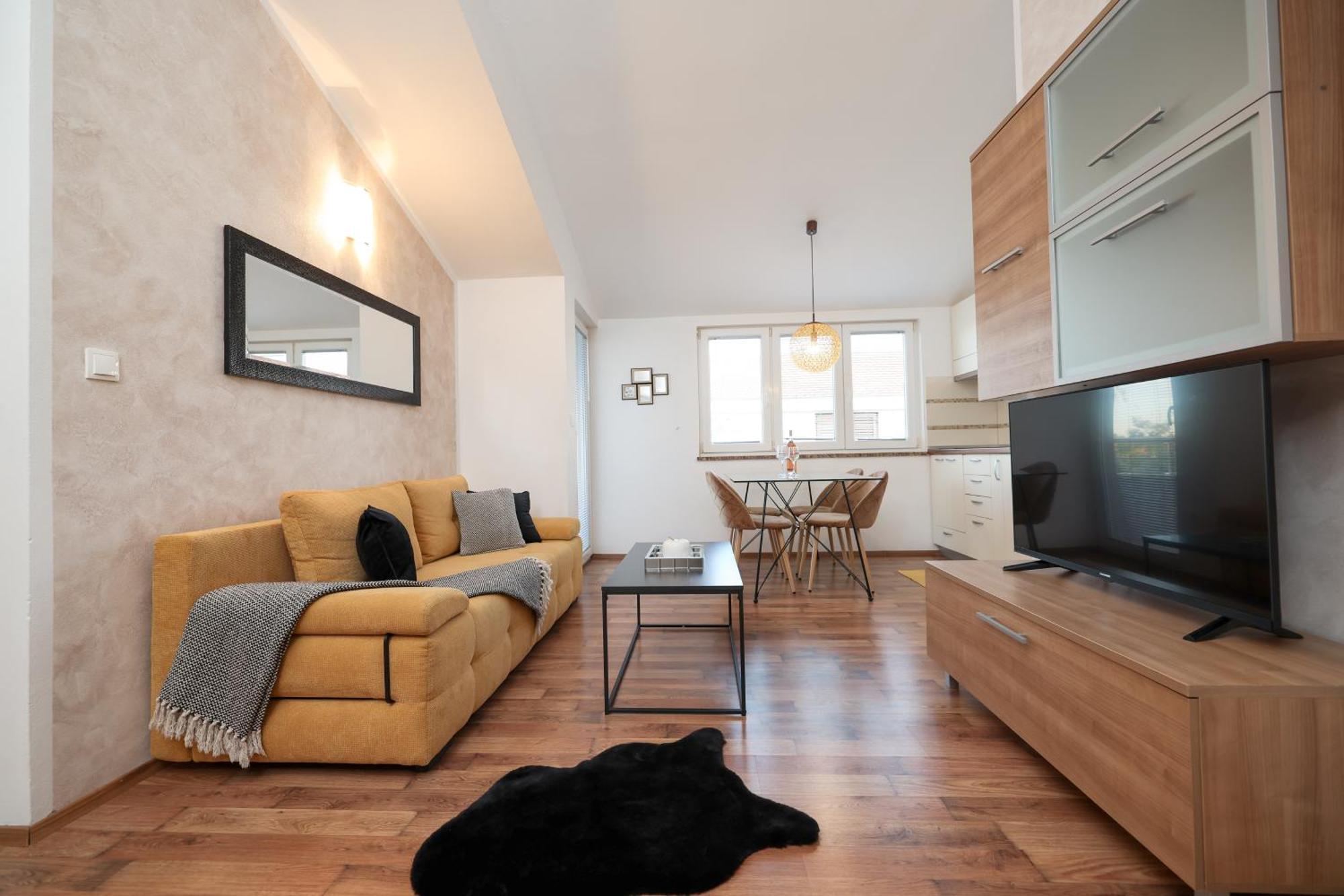 Apartments Anita Nin Dış mekan fotoğraf