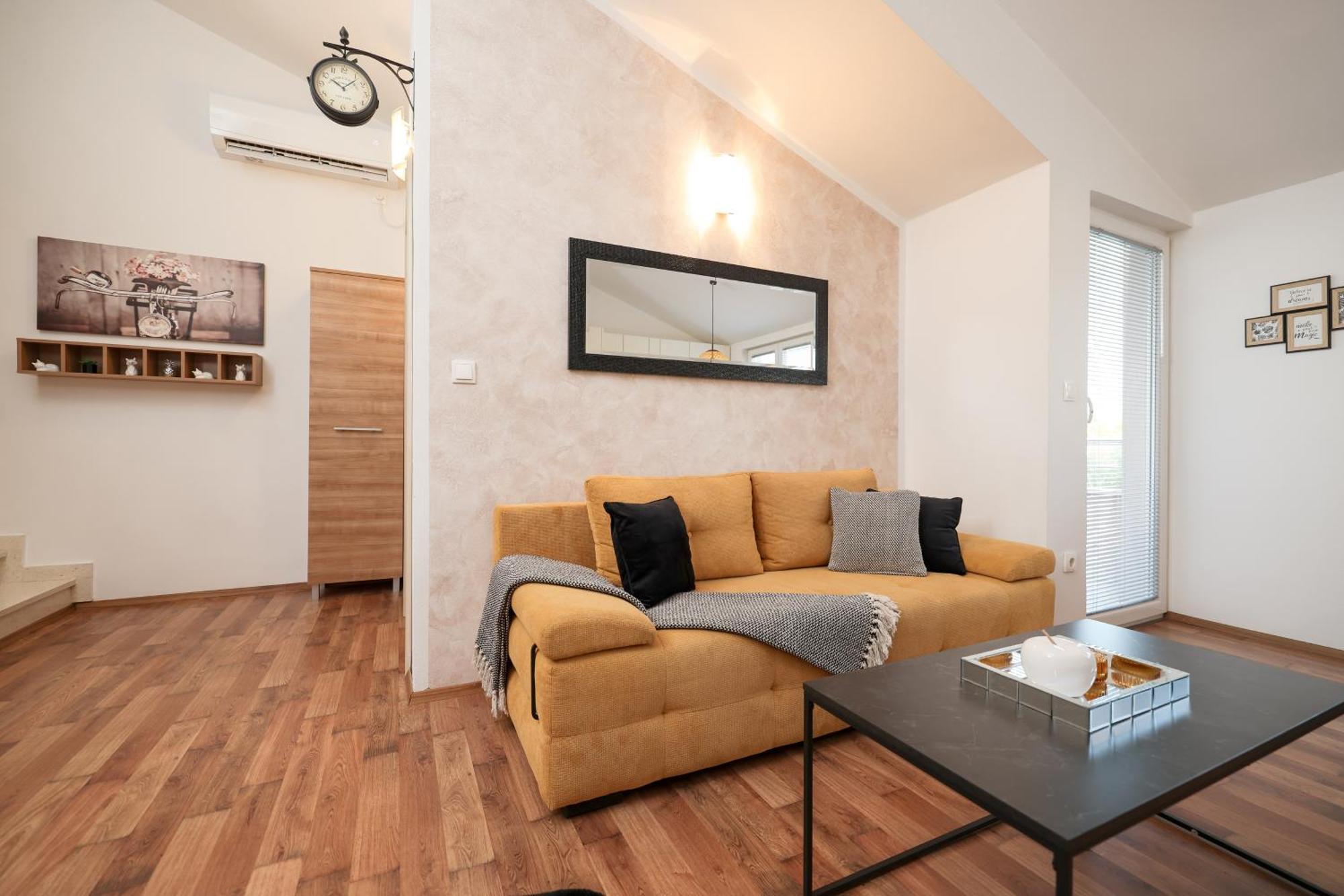 Apartments Anita Nin Dış mekan fotoğraf