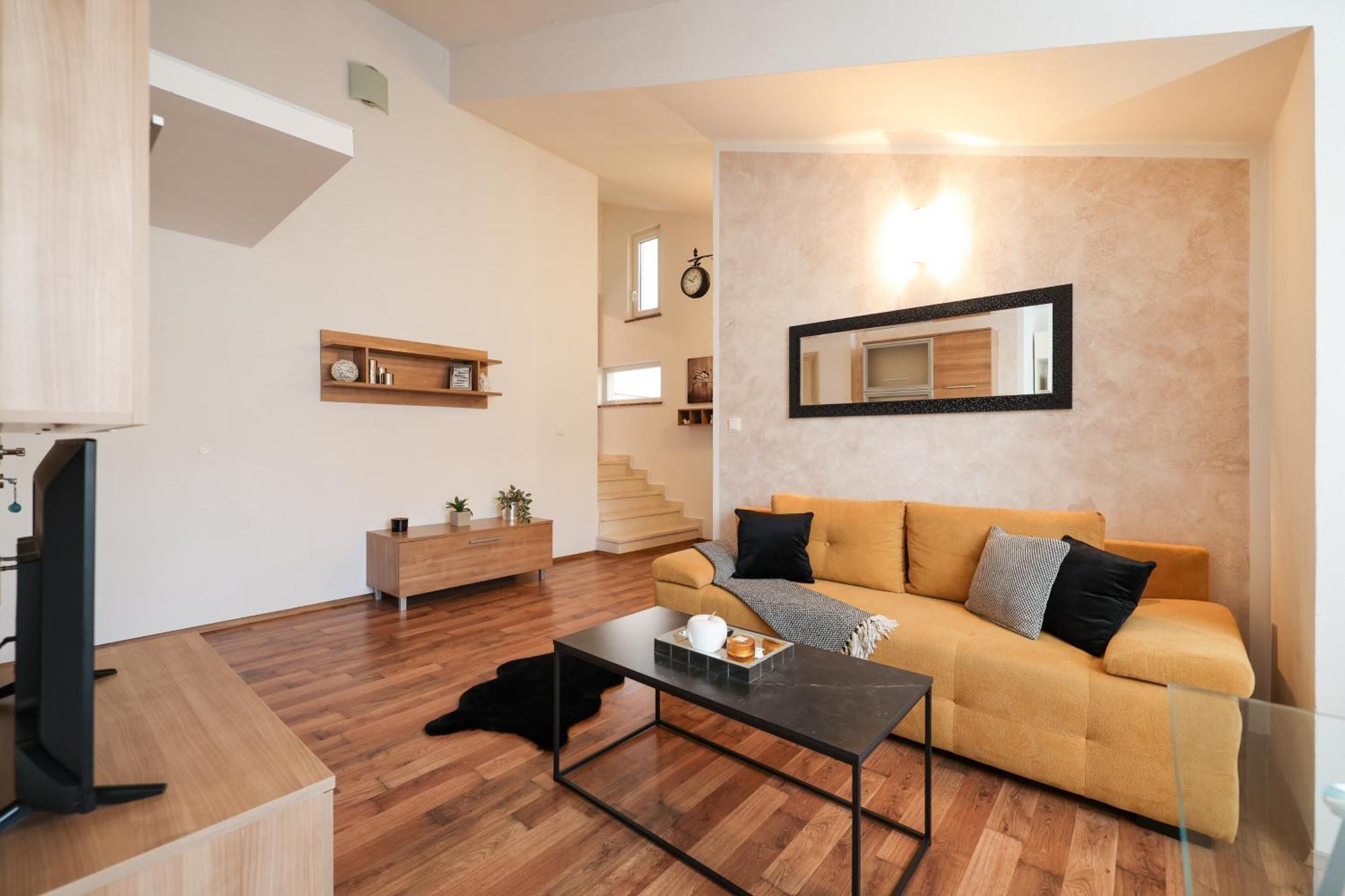 Apartments Anita Nin Dış mekan fotoğraf
