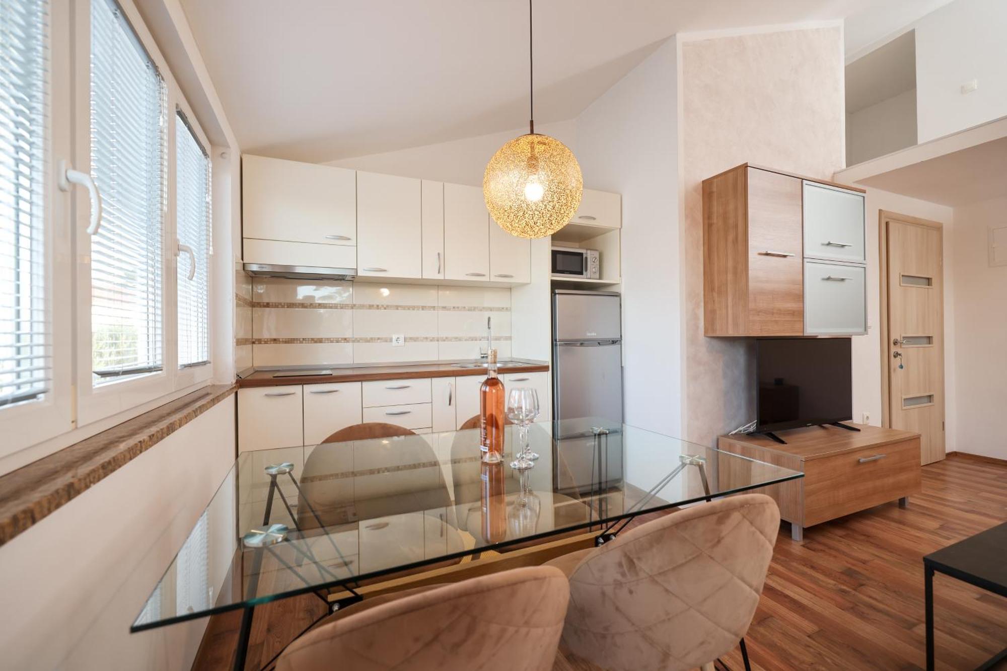 Apartments Anita Nin Dış mekan fotoğraf